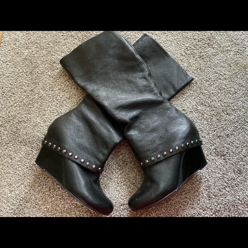 BCBG knee-high black leather wedge boots size 10